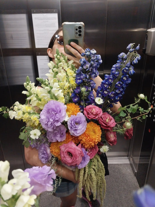 Tu mamá AMA recibir flores